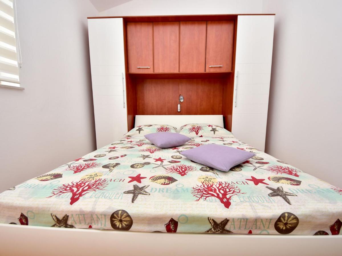 Cozy Holiday Home In Krusevo With Garden المظهر الخارجي الصورة