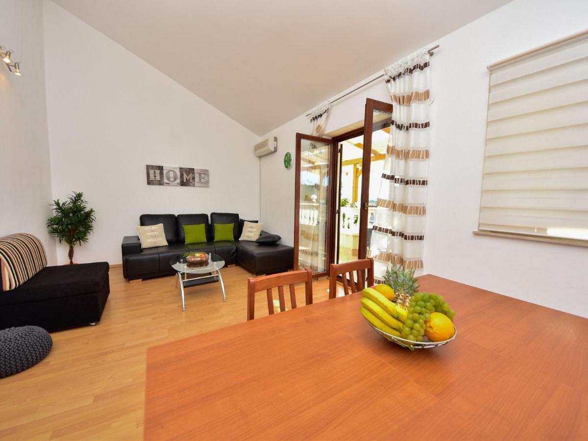 Cozy Holiday Home In Krusevo With Garden المظهر الخارجي الصورة