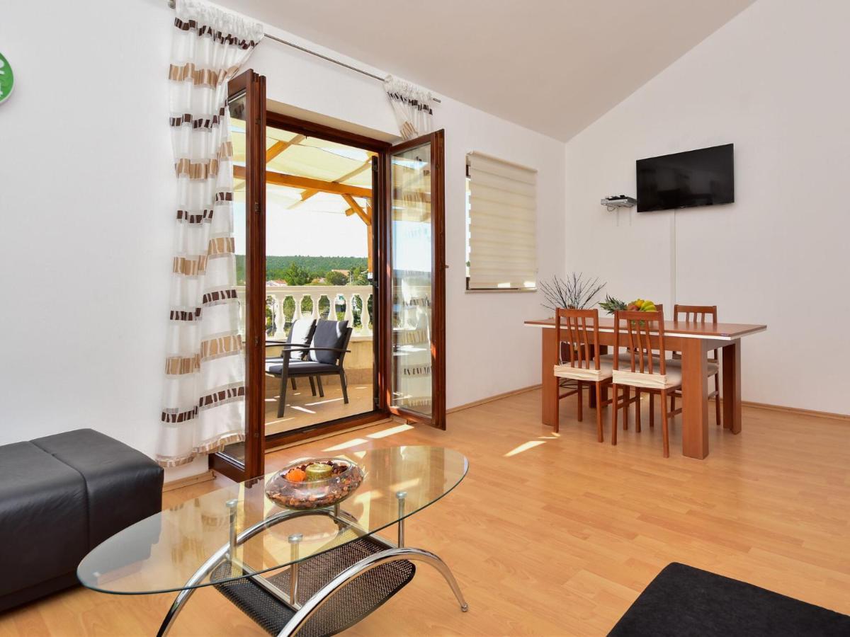 Cozy Holiday Home In Krusevo With Garden المظهر الخارجي الصورة