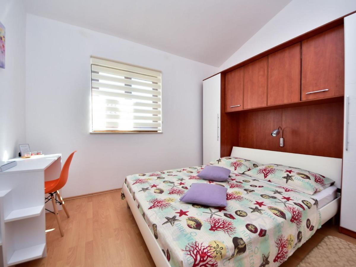 Cozy Holiday Home In Krusevo With Garden المظهر الخارجي الصورة